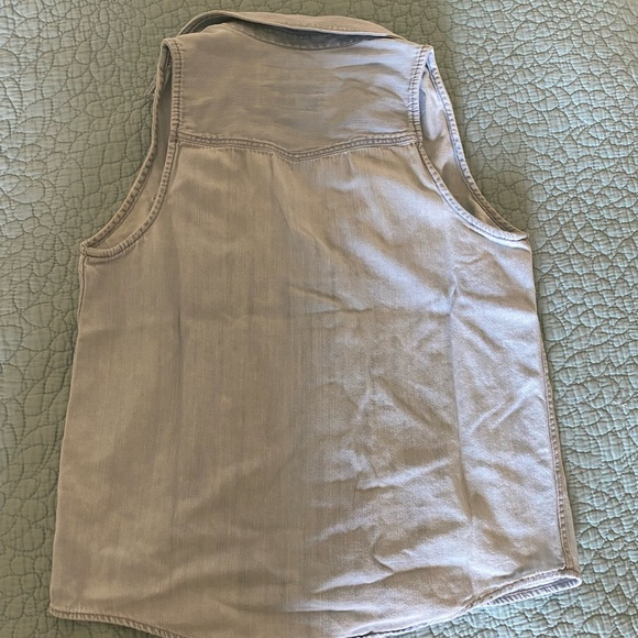 Express Denim Sleeveless Button Down - Picture 2 of 3
